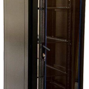 ארון תקשורת 32U בגודל 600*600 שחור